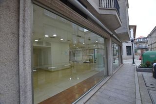 Local comercial en alquiler en Tui