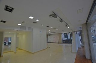 Local comercial en alquiler en Tui