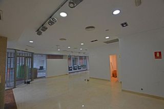 Local comercial en alquiler en Tui