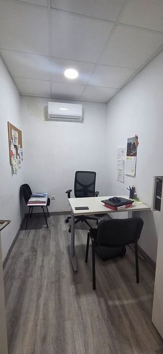 Local comercial en alquiler en Barrio de Zaidín en Granada