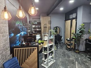 Local comercial en alquiler en Avda de Madrid - Pº de la Estación en Jaén