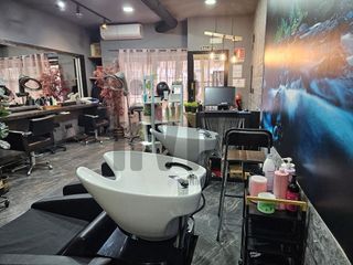 Local comercial en alquiler en Avda de Madrid - Pº de la Estación en Jaén