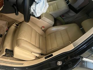 Interior Volkswagen Touareg 2004 Piel