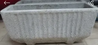 Jardineras de piedra natural