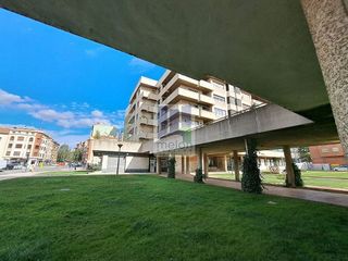 Piso en venta en Zona Sur en Burgos