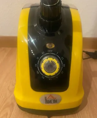 Centro de planchado vertical