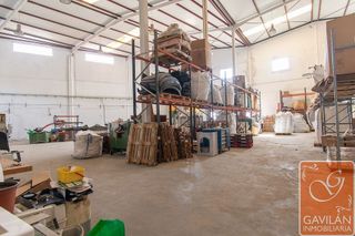 Nave industrial en venta en Camarma de Esteruelas