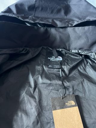 Cortavientos The North Face Negro