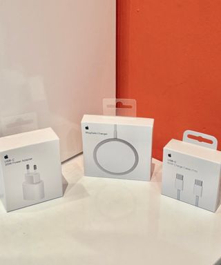 Pack Apple MagSafe + Cargador + Cable USB-C