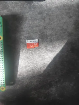 Raspberry Pi 4 B 2GB + MicroSD 32GB + Ventilador