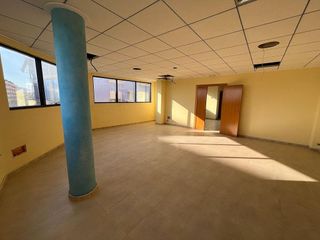 Edificio en venta en Monforte del Cid