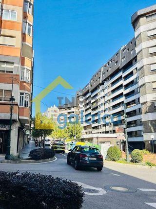 Local comercial en venta en Praza Independencia en Vigo