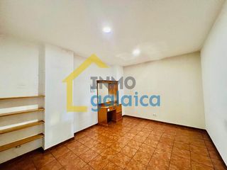 Local comercial en venta en Praza Independencia en Vigo