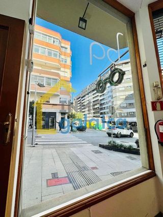 Local comercial en venta en Praza Independencia en Vigo