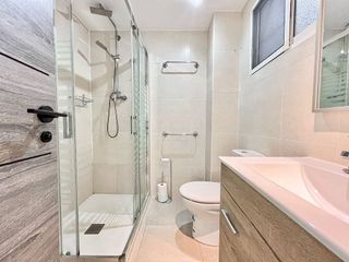 Piso en venta en Puerto Marina en Benalmádena