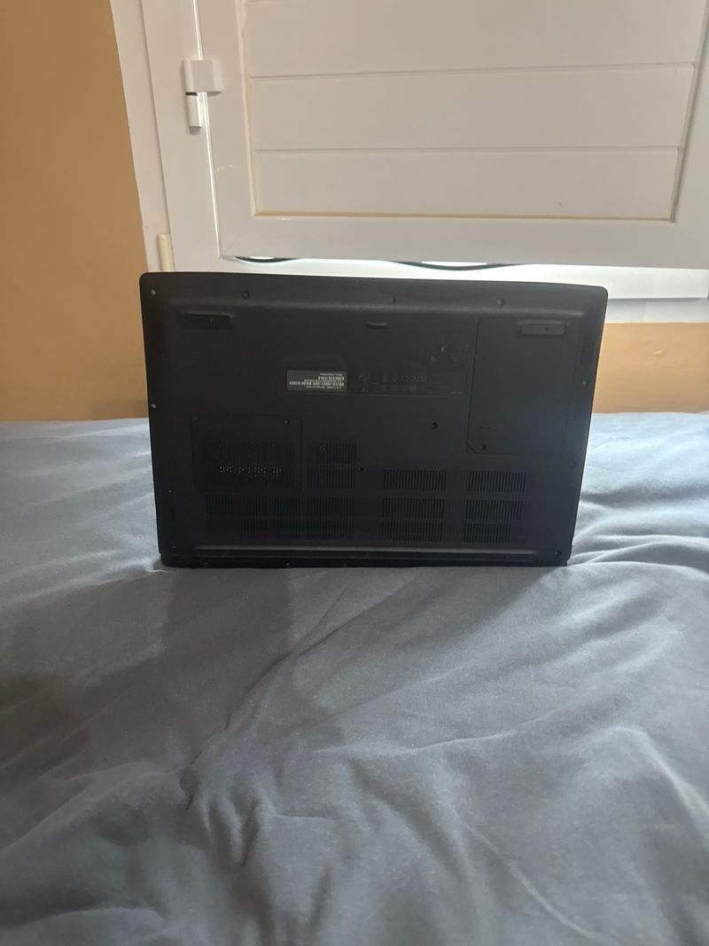 Portátil Acer A715-71G 16GB RAM afbeelding 3