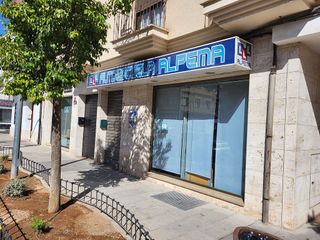 Local comercial en venta en Tomelloso