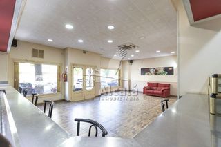 Local comercial en venta en Juan de Austria en Alcalá de Henares
