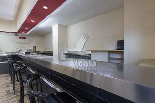 Local comercial en venta en Juan de Austria en Alcalá de Henares