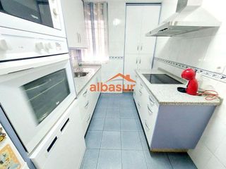 Piso en venta en Huerta de la Reina - Trassierra en Córdoba