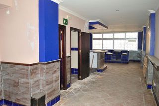 Local comercial en venta en Zona Norte en Estepona