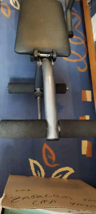 Banco de pesas + pesas + barra