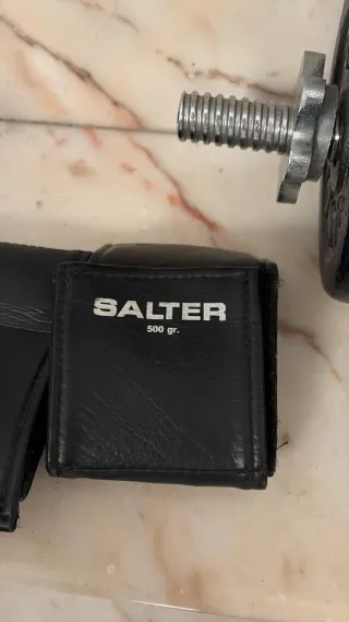 Banco de pesas + pesas + barra