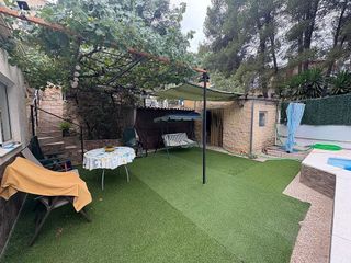 Chalet en alquiler en Almansa