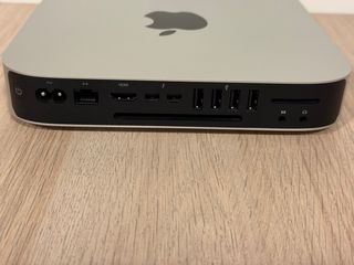 Mac mini (Late 2014) Plata