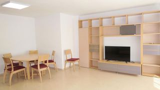 Piso en alquiler en Mercado en Alicante