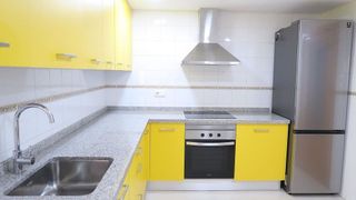 Piso en alquiler en Mercado en Alicante