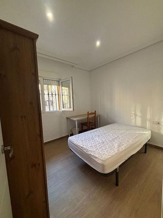 Piso en alquiler en San Julián en Sevilla