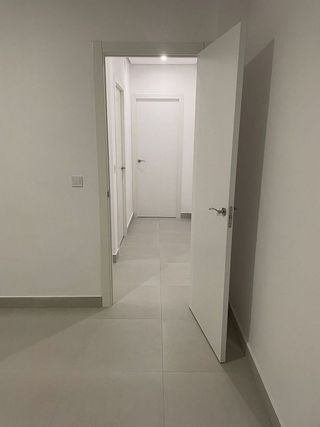 Piso en alquiler en Cruz Roja en Sevilla