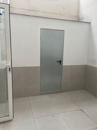 Piso en alquiler en Cruz Roja en Sevilla