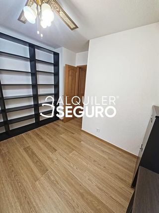 Piso en alquiler en Ensanche en Alcalá de Henares