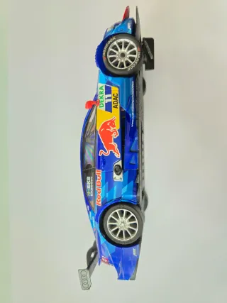 Coche Scalextric Audi A5 DTM Red Bull