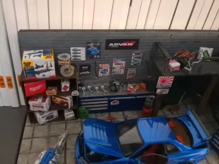 Diorama Taller Mecánico 1/64 con luz