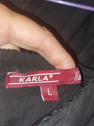 Vestido negro con flores