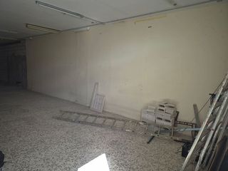 Local comercial en venta en La Granja-La Colina-Los Pastores en Algeciras