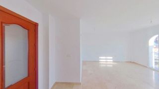 Piso en venta en Calahonda en Mijas