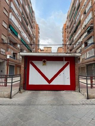 Garaje en venta en Barrio de Zaidín en Granada