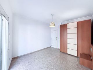 Piso en venta en Carolinas Bajas en Alicante