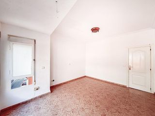 Piso en venta en Carolinas Bajas en Alicante