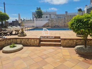 Chalet en venta en Urbanitzacions en Blanes