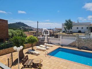Chalet en venta en Urbanitzacions en Blanes