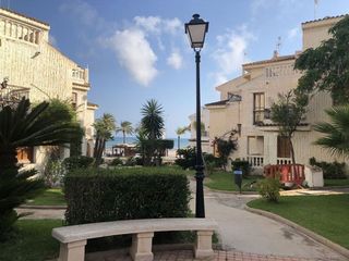 Casa adosada en alquiler en Bernabéu - Santa Pola Este en Santa Pola