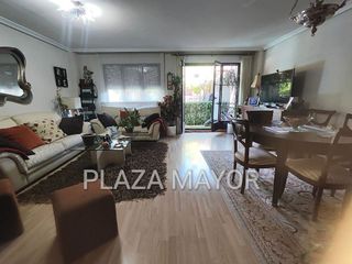 Casa adosada en venta en Hospitales - Campus en Salamanca