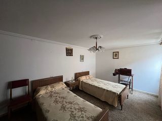 Casa adosada en venta en Benavente