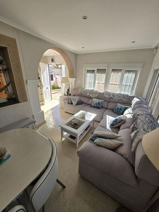 Casa adosada en venta en Nueva Torrevieja - Aguas Nuevas en Torrevieja