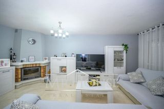 Casa adosada en venta en Fuentebella-San Felix-El Leguario en Parla